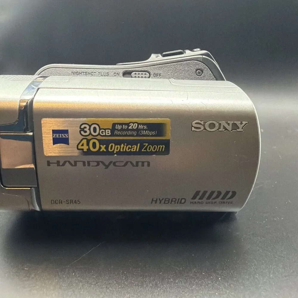 Sony DCR-SR45 Nightshot, 30GB HDD, 40x Optical Zoom - NOT WORKING